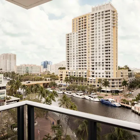 Flow Fort Lauderdale Hotel Exterior photo